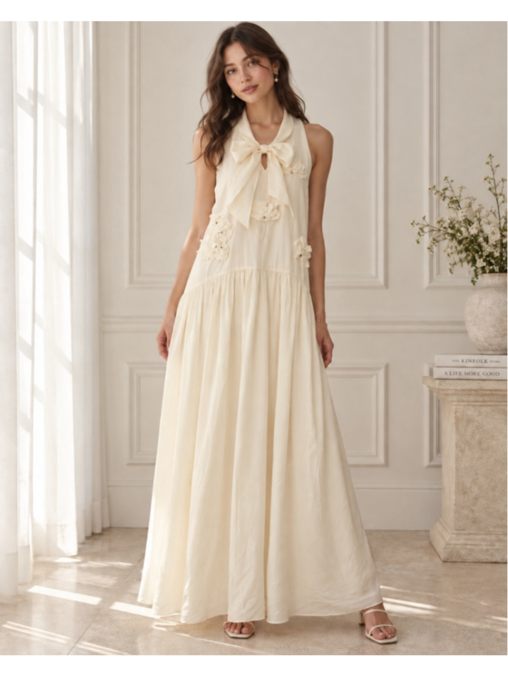 Women's Maxi Dress Size S Cream Sleeveless Floral Detail